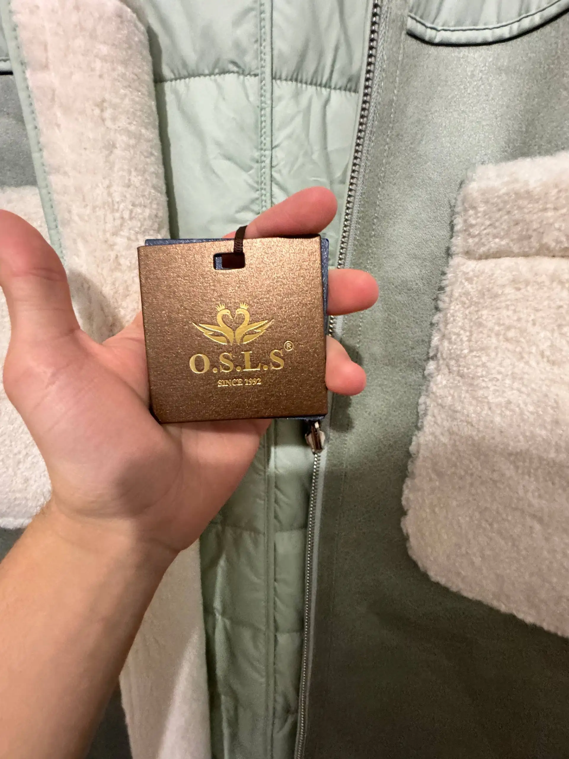 Женский плащ O.S.L.S размер 48 новый - Верхняя одежда (Одежда) в Сургут