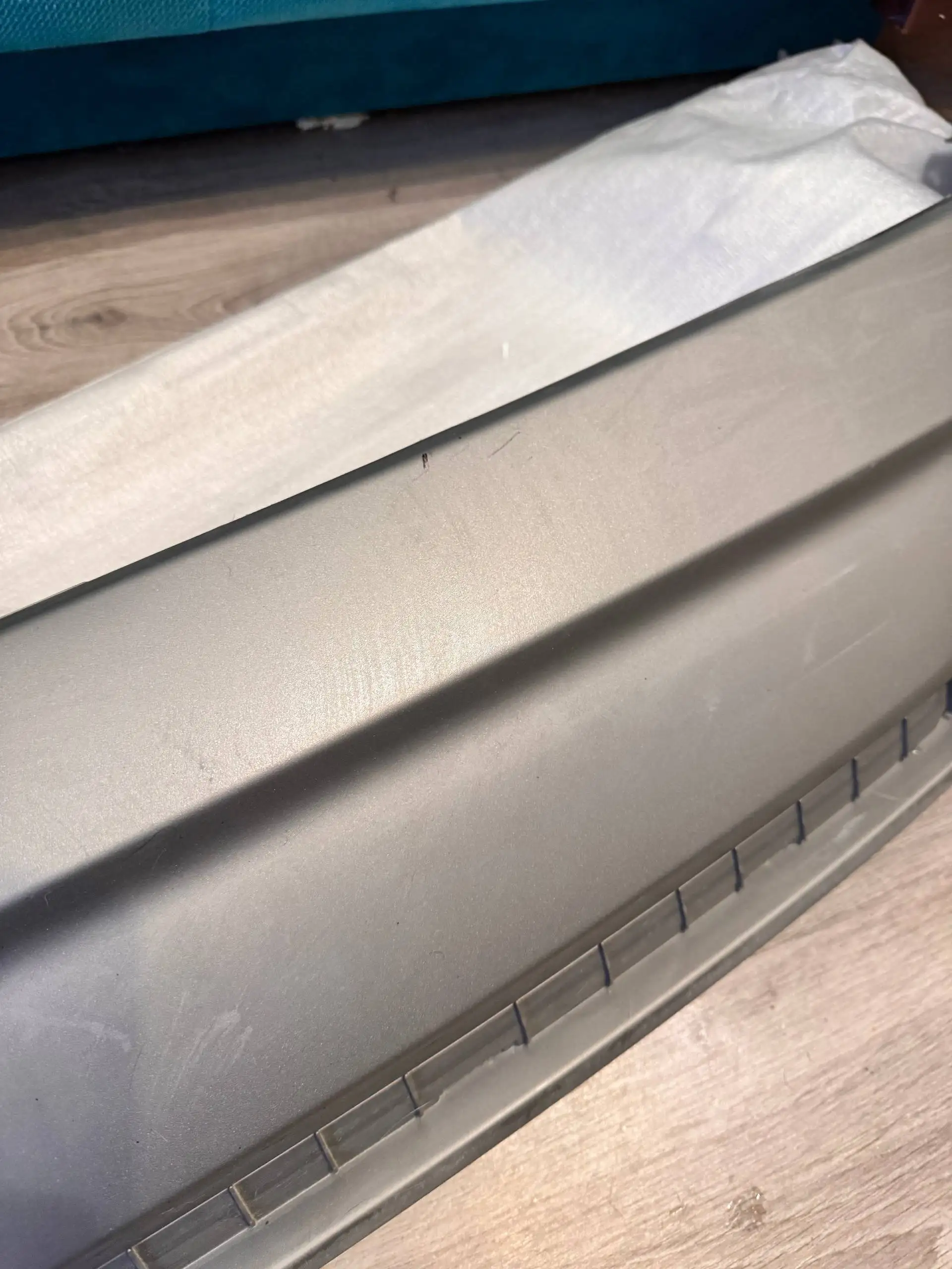 Продам б/у бампер на Hyundai Santa Fe - Кузовные детали (Запчасти) в Сургут