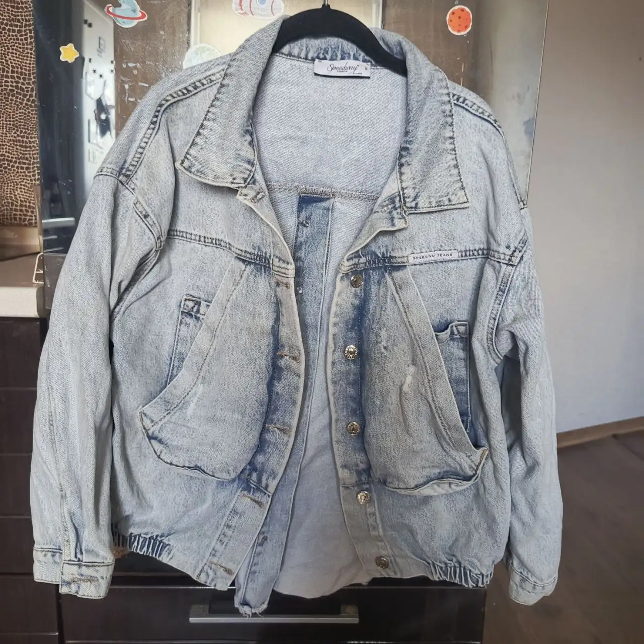 Продажа пальто, джинсов Levis и джинсовки - Верхняя одежда (Одежда) в Сургут