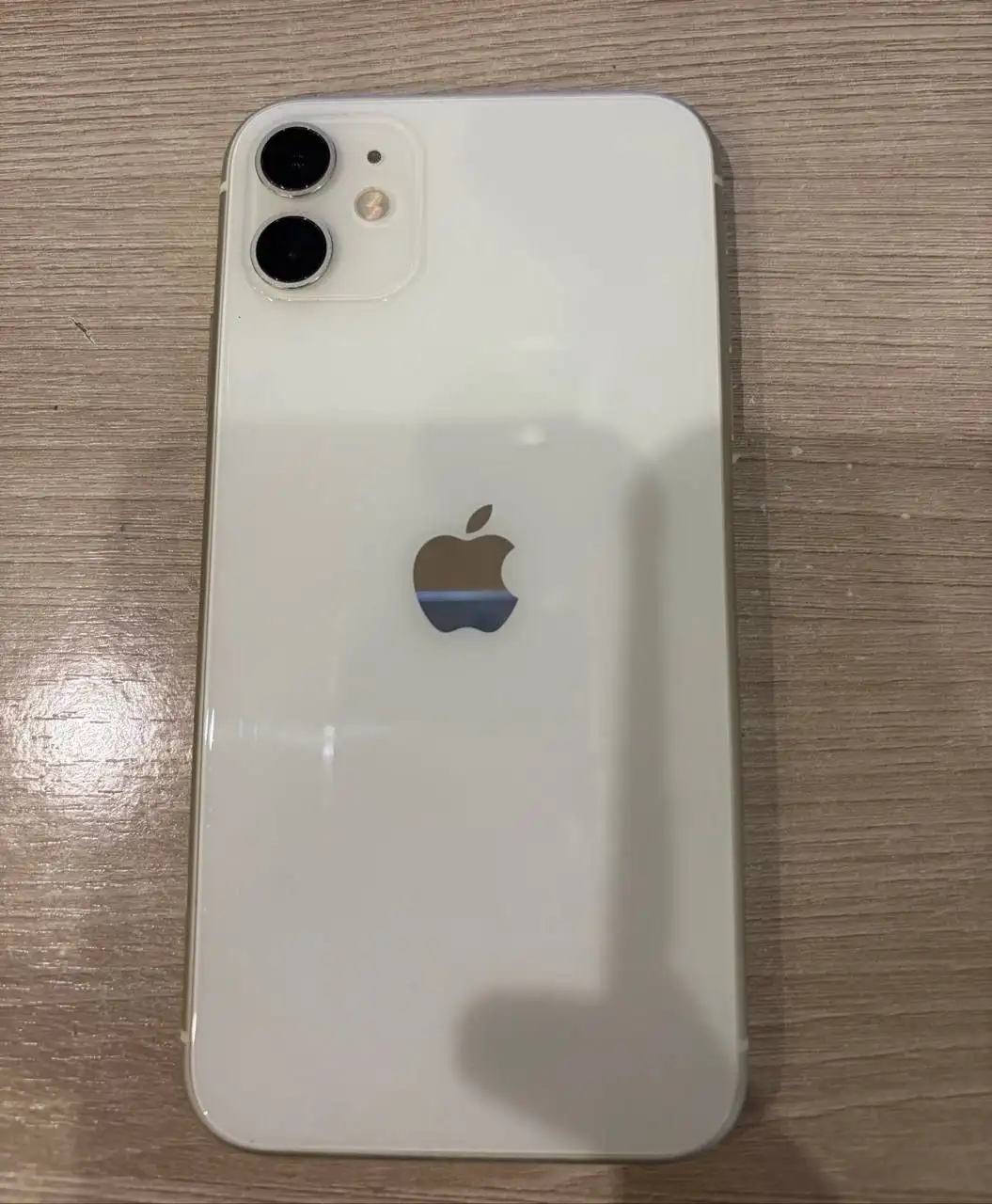iPhone 11 64GB White - Смартфоны (Электроника) в Сургут