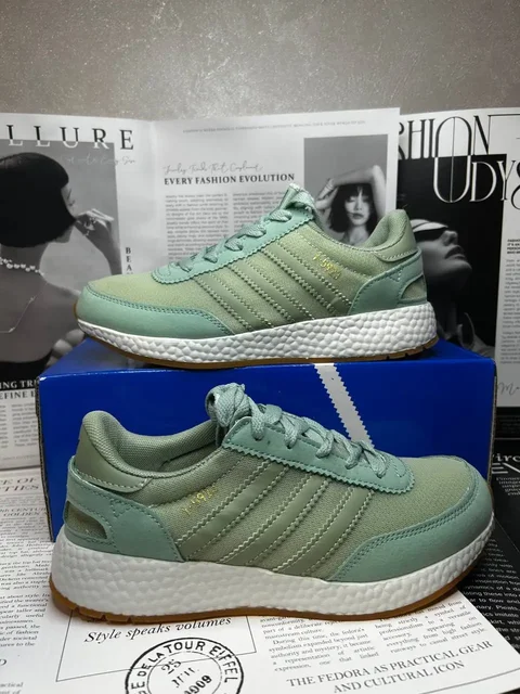 Продам новые кроссовки ADIDAS - частное объявление в Сургут