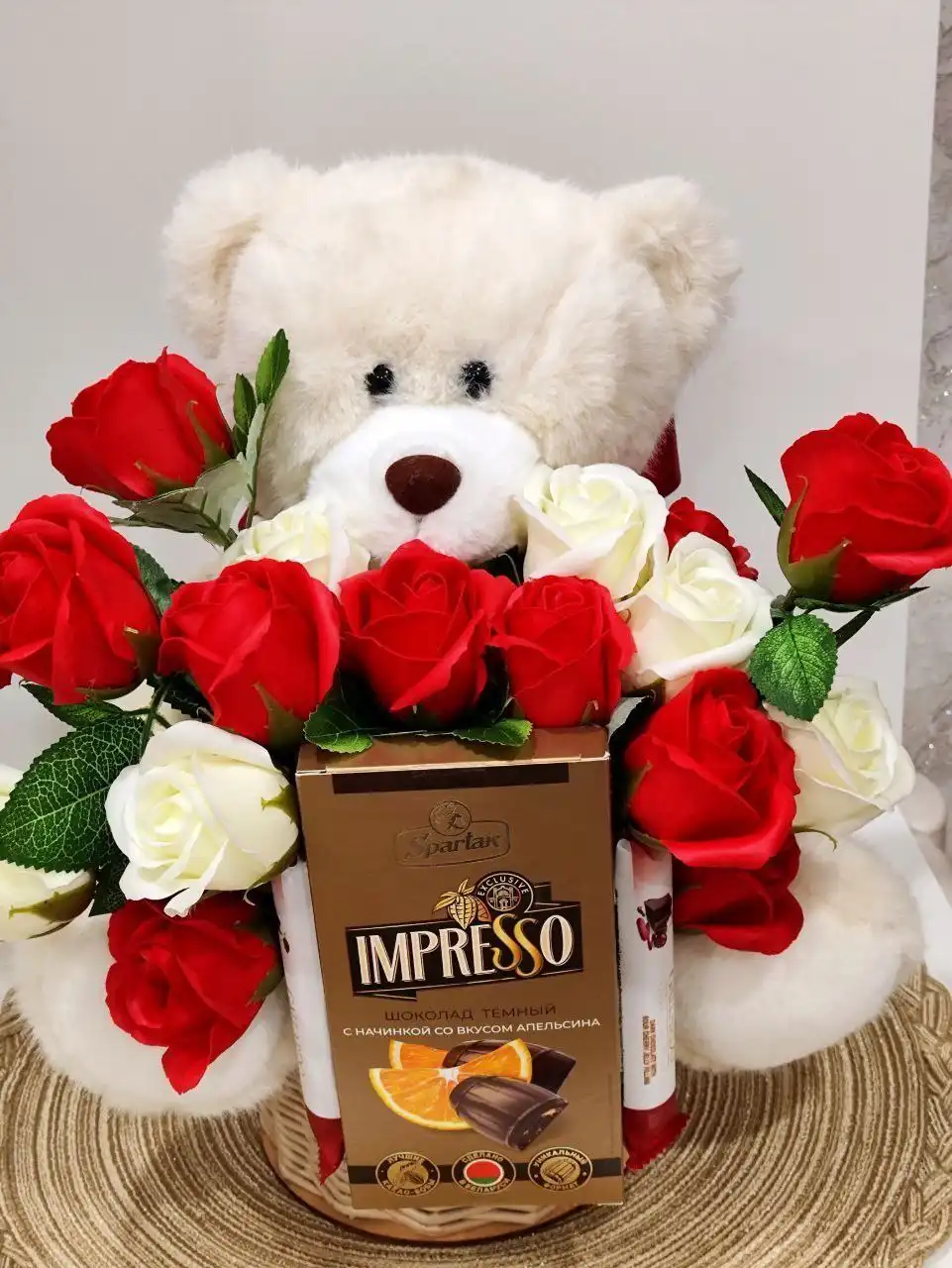 Букет с плюшевым мишкой и сладостями - Подарки (Барахолка) в Ульяновск