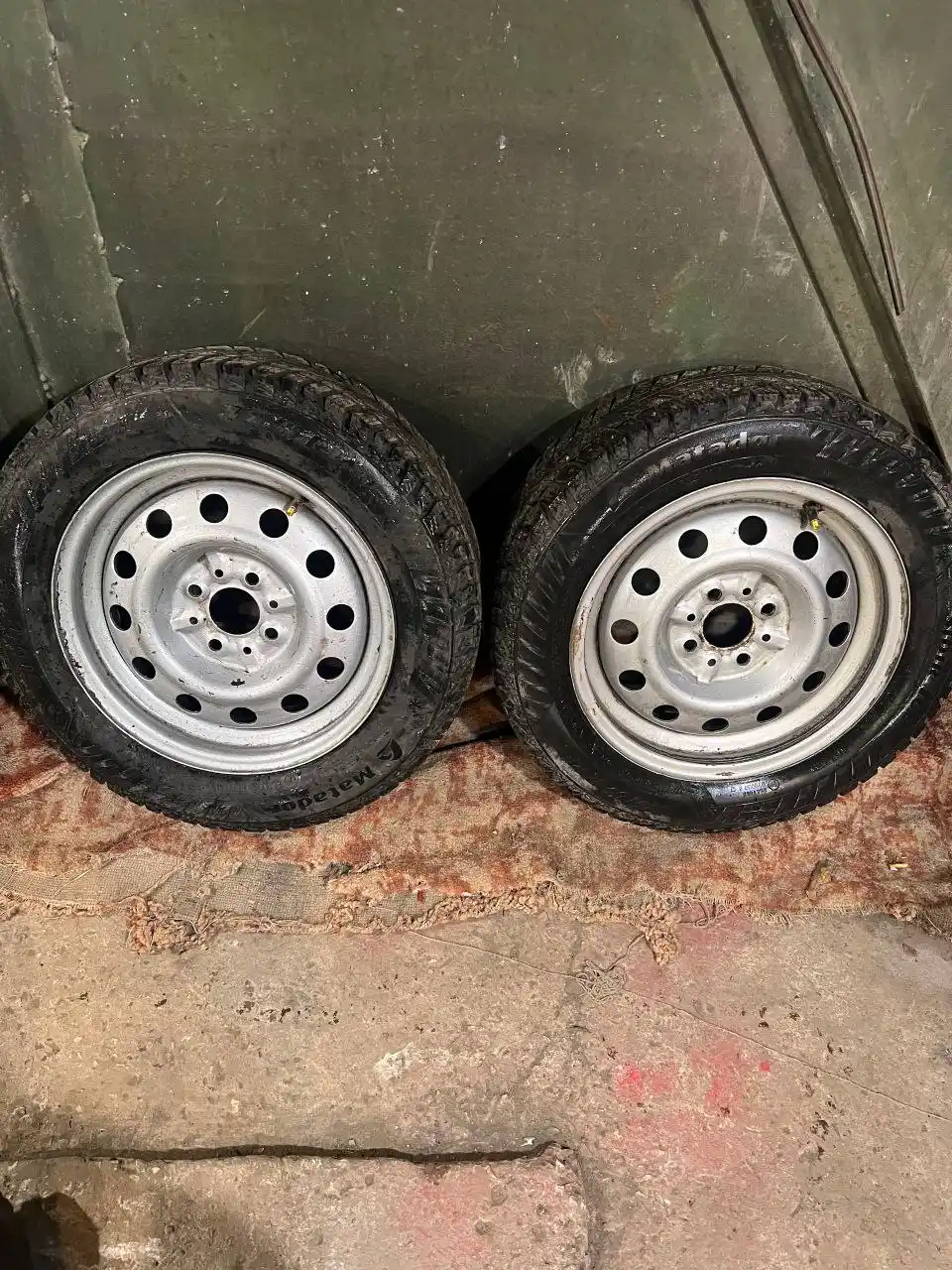 Продам зимние колеса 14