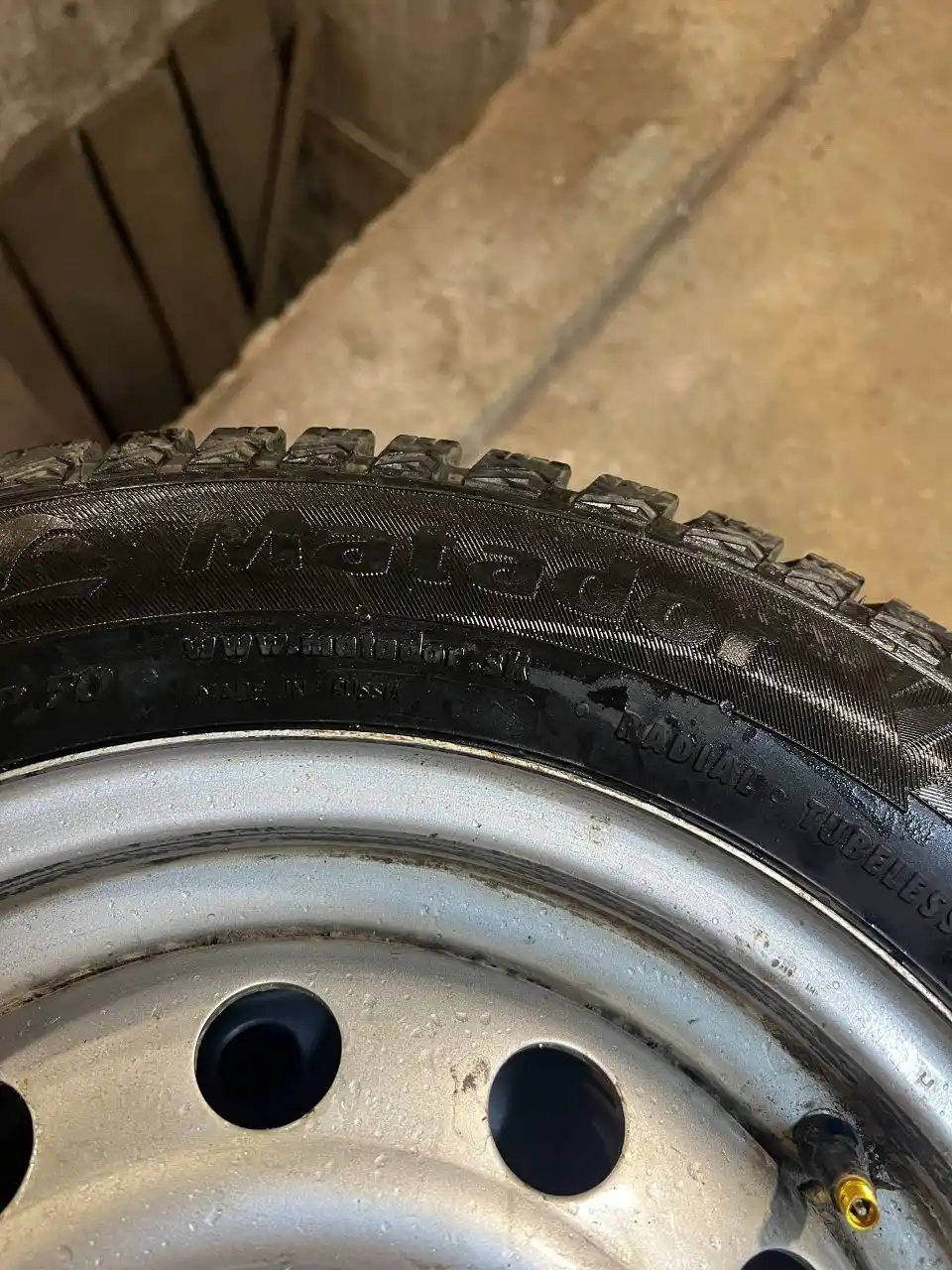 Продам зимние колеса 14