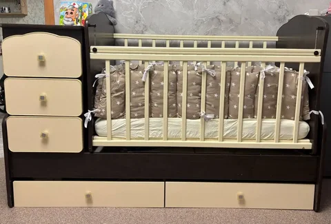 Продажа детской кроватки с комплектом постельного белья - Товары для детей в Самара