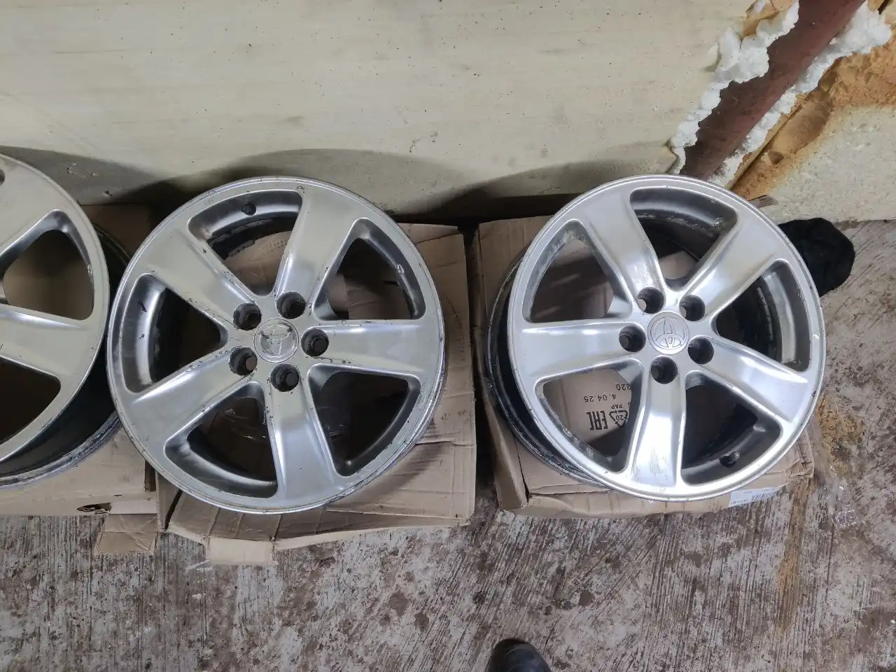 Продажа дисков Р16 5x114,3