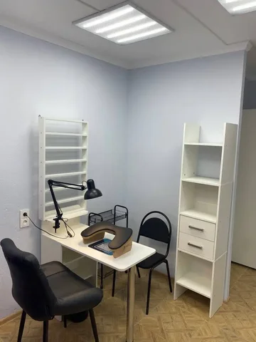 Сдается место мастеру маникюра в Самаре - Услуги в Самара