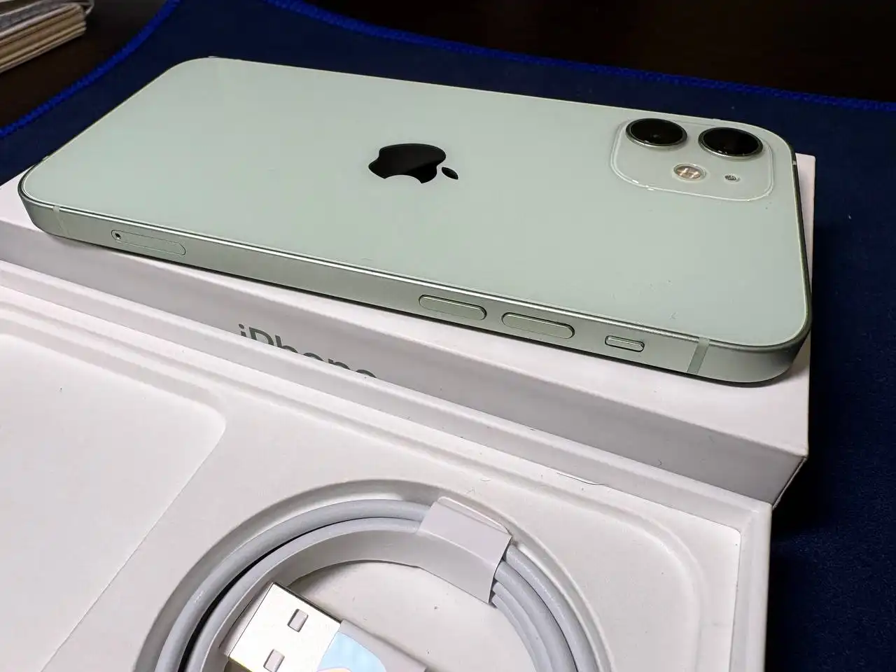 Айфон 12 128гб в отличном состоянии