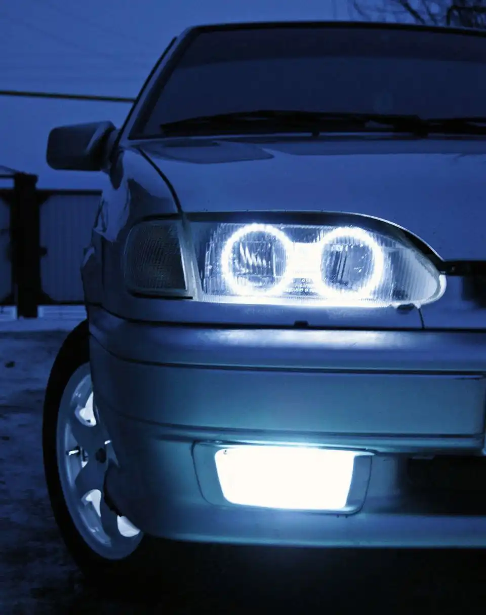 Установка противотуманных фар и BI-led линз для автомобилей