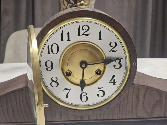 Настольные механические часы после реставрации - Хобби и отдых в Самара