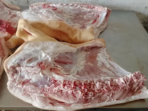 Продажа домашней свинины частями - Животные в Самара