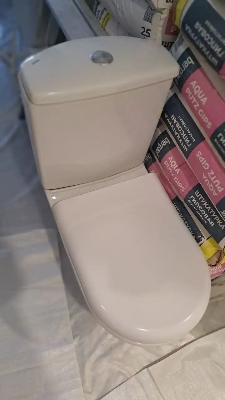 Продам унитаз б/у в отличном состоянии