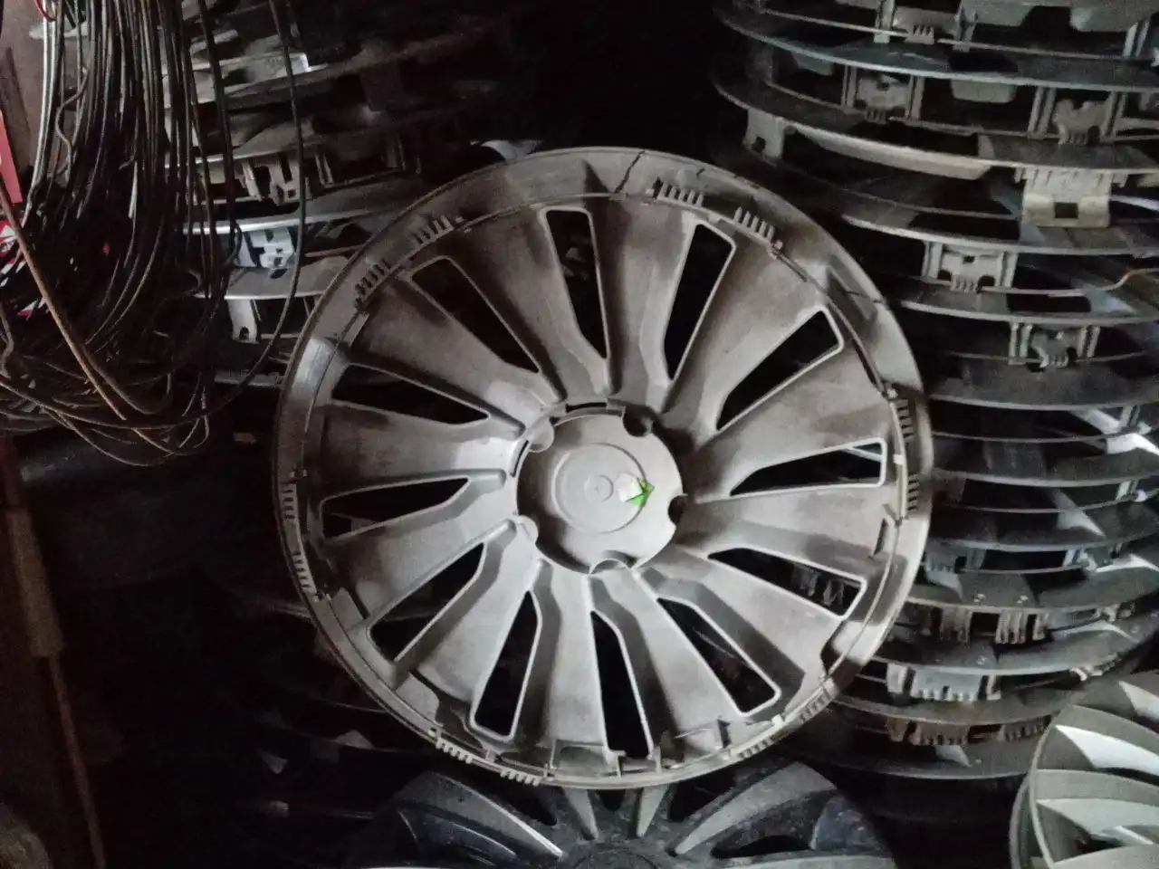 Колпаки R16 оригинал на Шкода Октавия А7