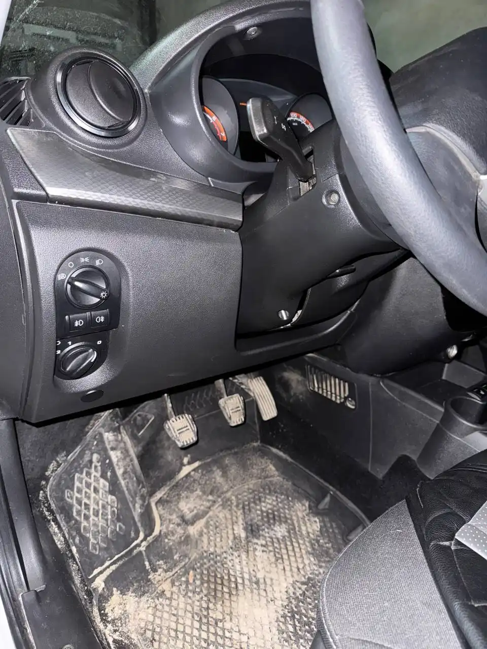 Lada Granta Cross Luxe 2021 года с фаркопом и зимней резиной