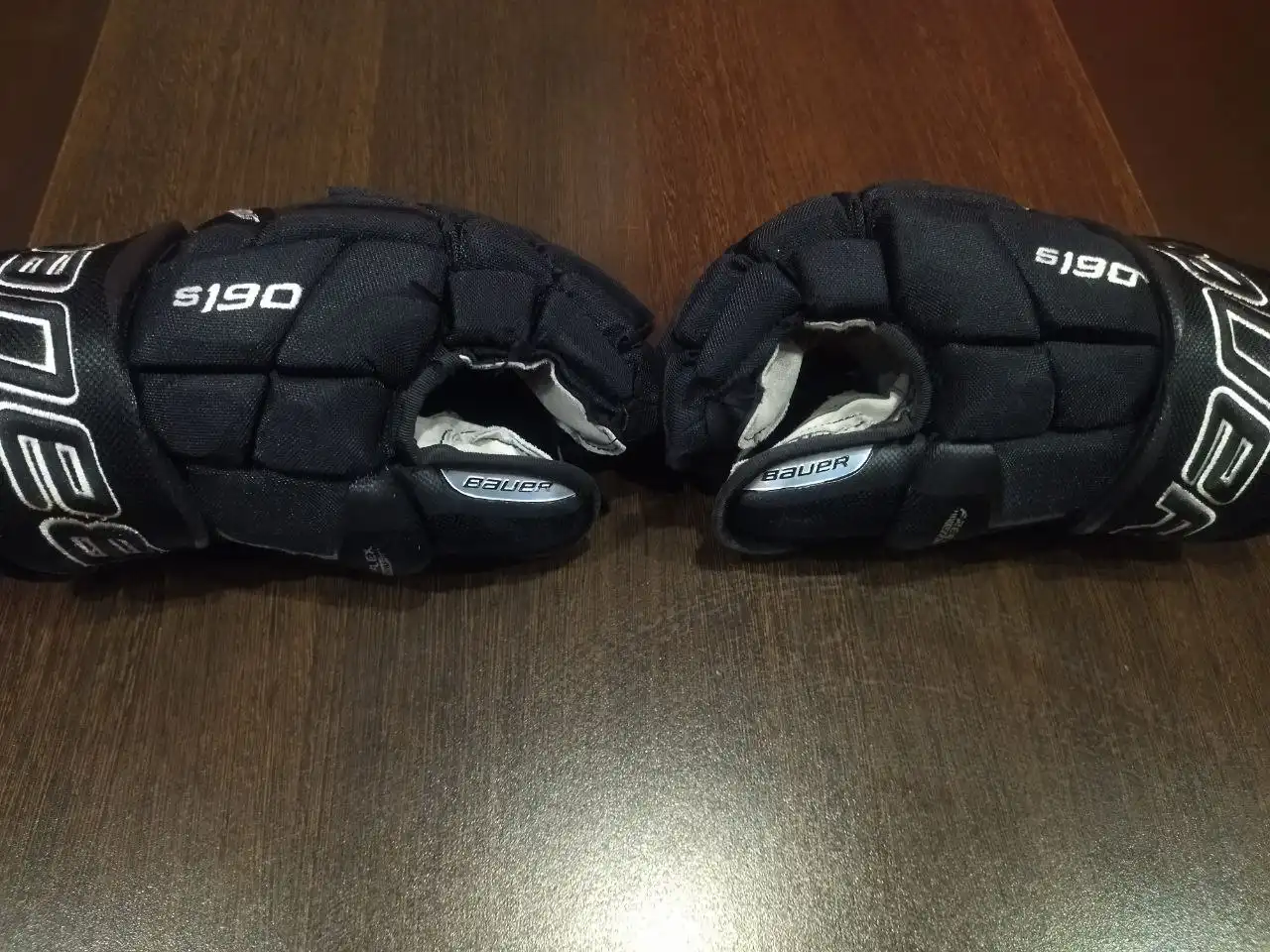 Продажа хоккейного снаряжения BAUER