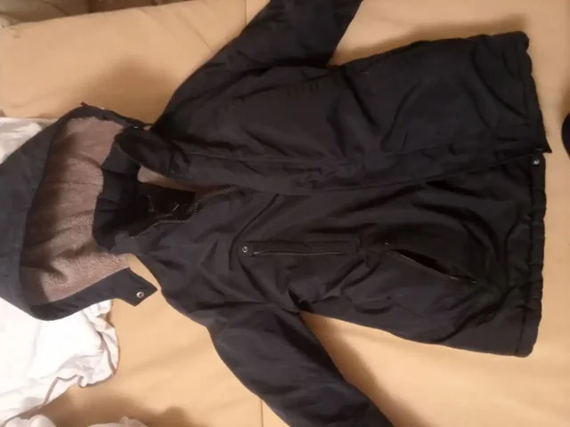 Продам зимнюю мужскую куртку 50 размер - Одежда в Самара