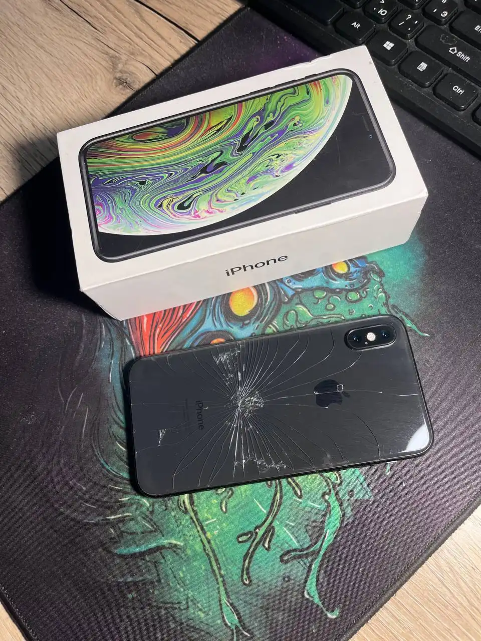 iPhone XS 64гб с разбитой задней крышкой - Смартфоны (Электроника) в Самара