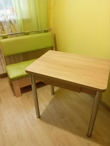 Продам обеденную зону с диванчиком и раскладным столом - Бытовая техника в Тольятти