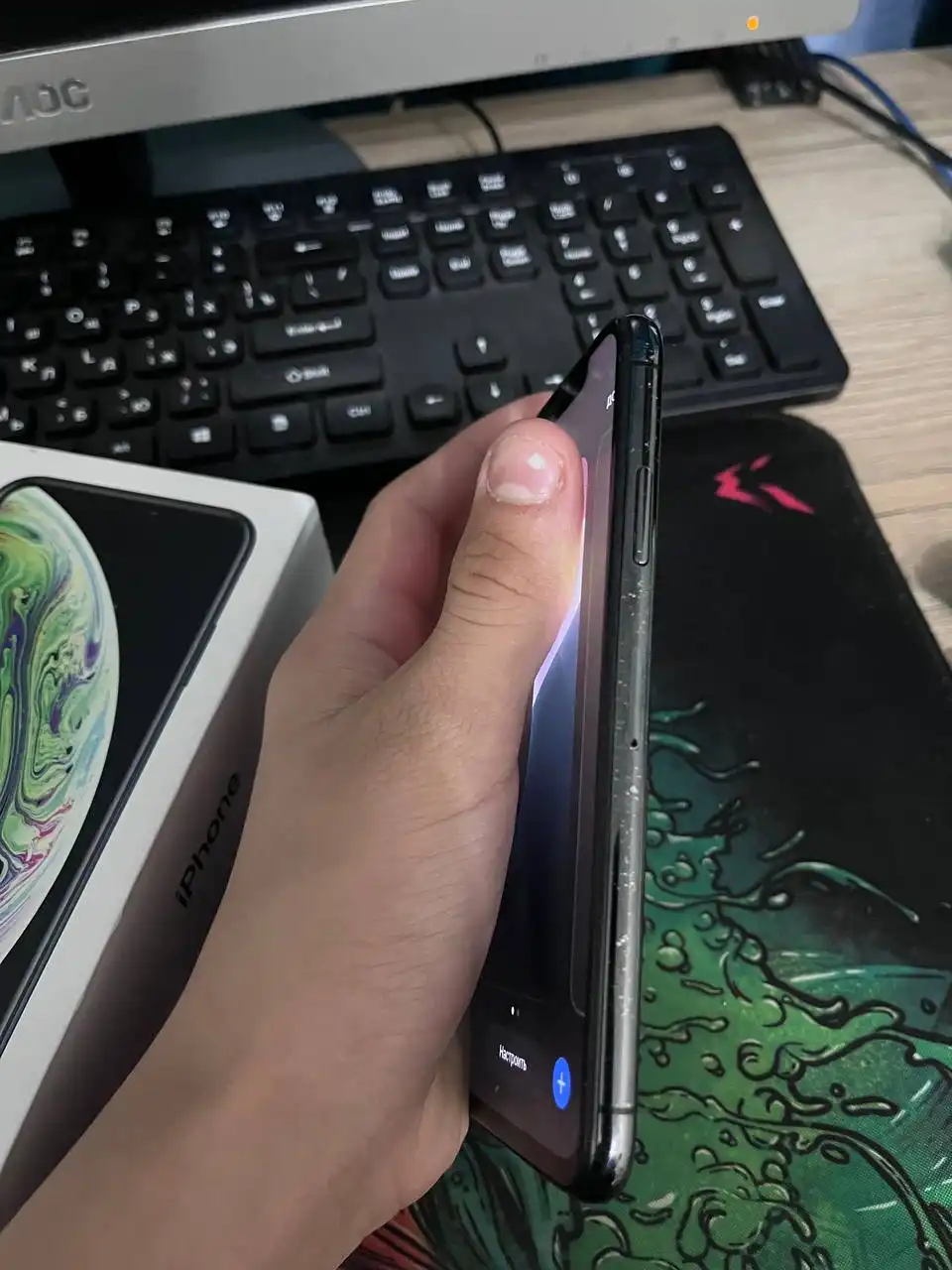 Продается iPhone XS 64GB с разбитой задней крышкой - Смартфоны (Электроника) в Самара