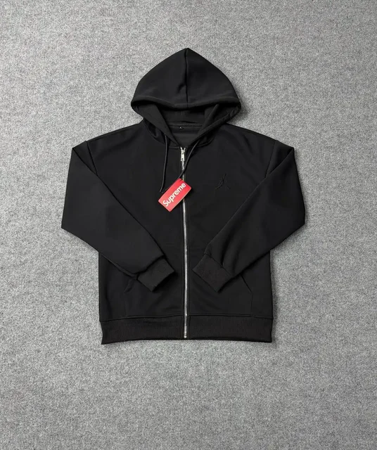 Продажа брендовых худи и жилетки - Кроссовки в Самара