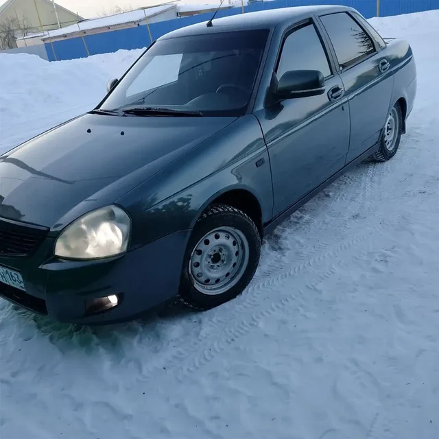 Продажа Лада Приора 2010 года - Легковые автомобили в Самара