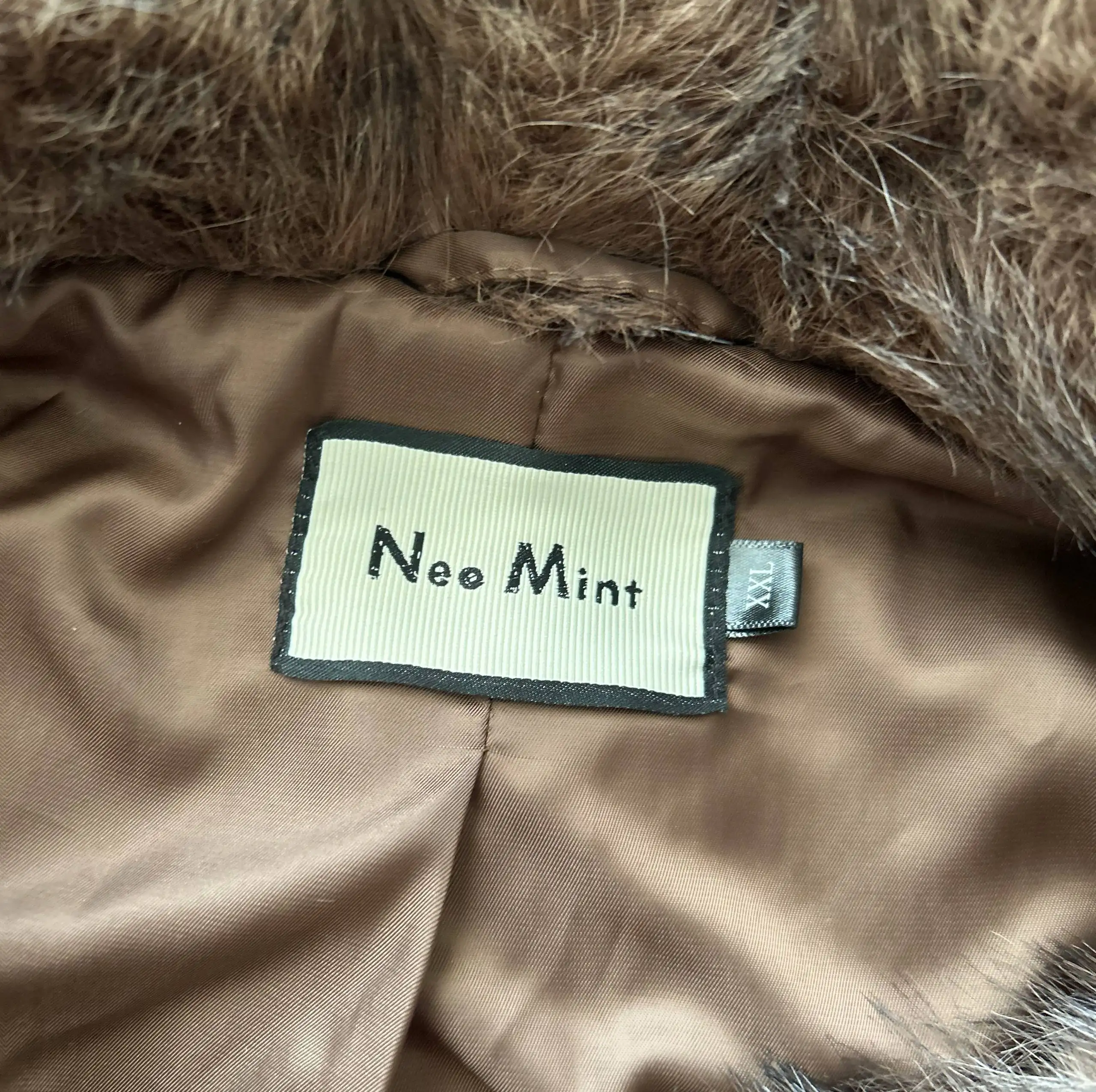 Продажа искусственной шубы 54 размер XXL - Верхняя одежда (Одежда) в Самара