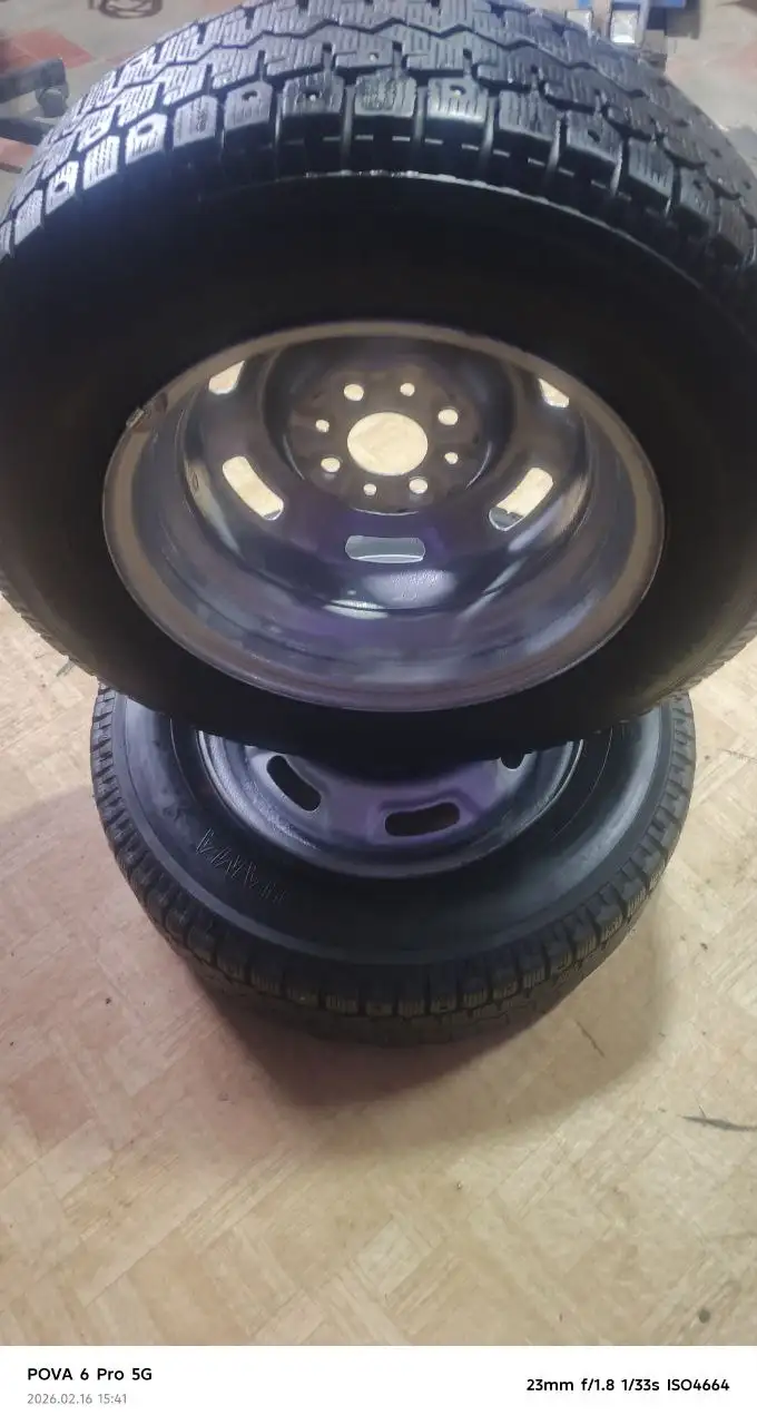 Продажа двух колес с дисками - Шины и диски (Авто) в Самара