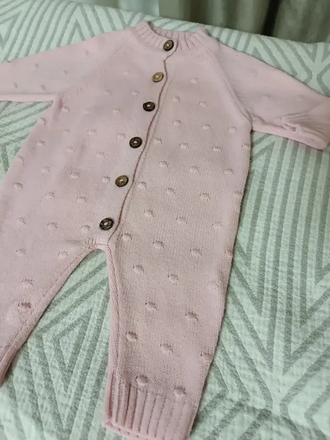 Комплект на выписку: плед, шапочка, бант и комбинезон - Товары для детей в Самара