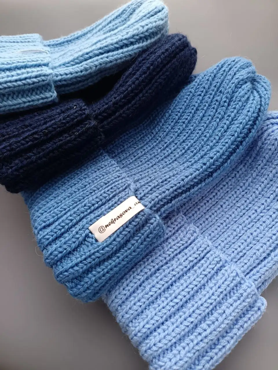 Стильные шапочки ручной работы - Головные уборы (Одежда) в Самара