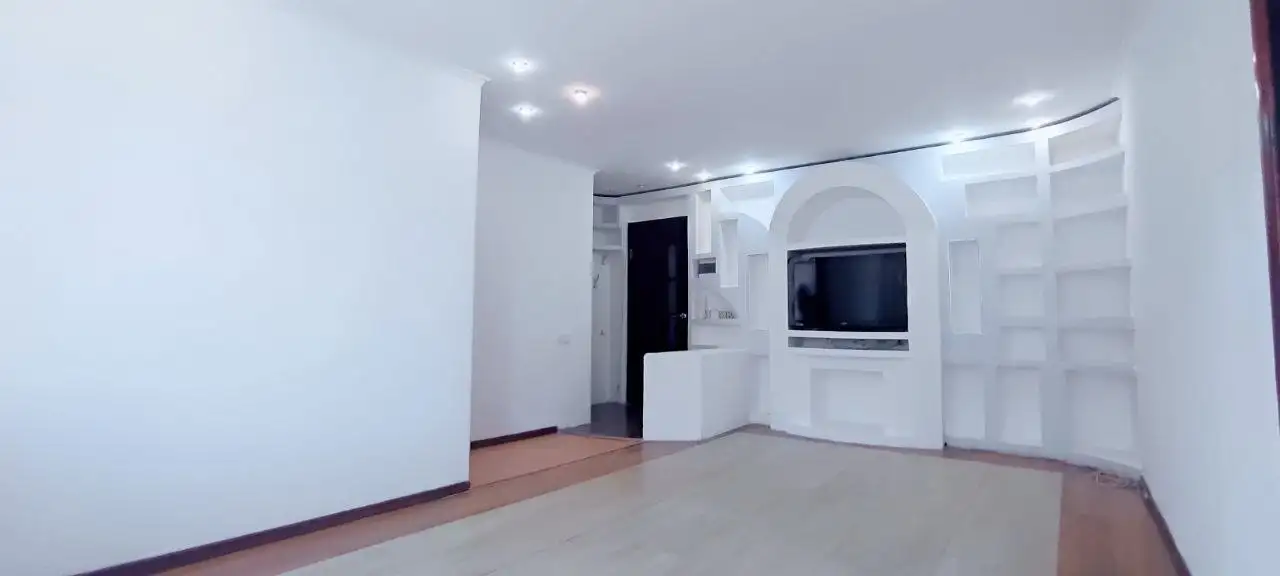 Продам двухкомнатную квартиру в Отрадном - Квартиры (Недвижимость) в Отрадный