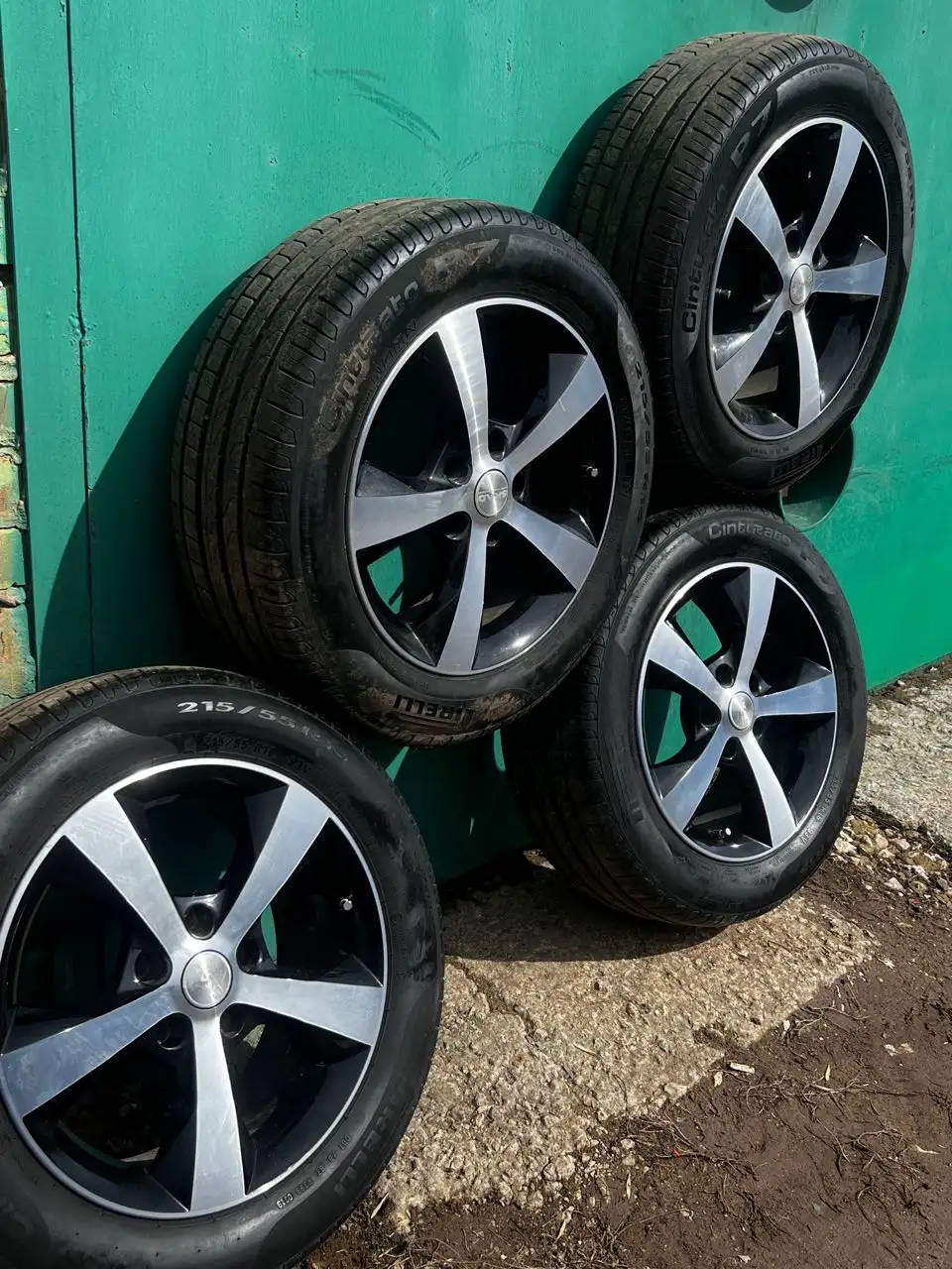 Резина Pirelli с дисками от Тойота Камри - Шины и диски (Авто) в Самара