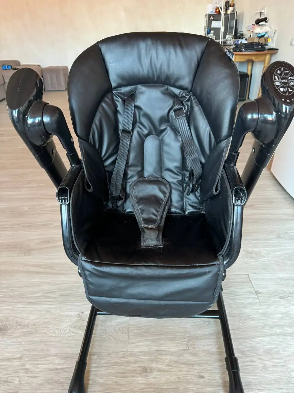 Продам детский стульчик-качель - Товары для детей в Самара