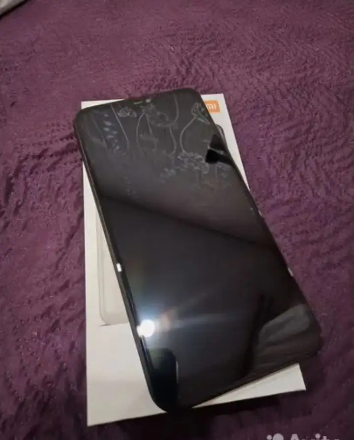 Продам Xiaomi Mi A2 Lite 32GB/3GB черный - Смартфоны (Электроника) в Самара