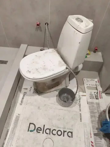 Строительный унитаз - Обои в Самара