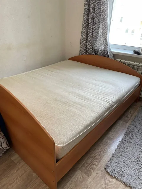 Продам кровать с матрасом - Окна и двери в Самара