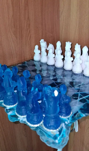 Шахматы из эпоксидной смолы Лед Байкала - Шахматы в Самара