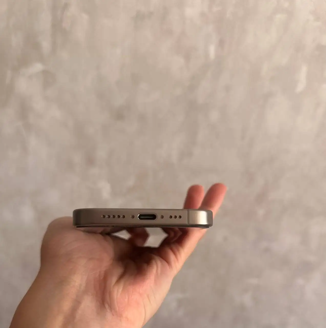 Продам iPhone 15 Pro - Смартфоны (Электроника) в Самара