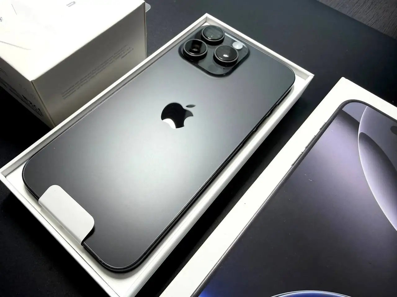 iPhone 16 Pro Max 256GB - Смартфоны (Электроника) в Самара