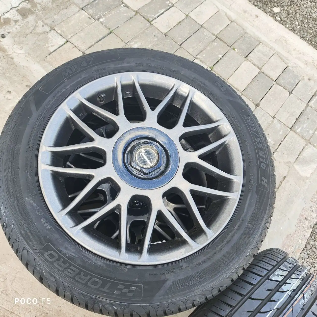 Продам 16 колеса с резиной - Колёса и шины (Запчасти) в Самара