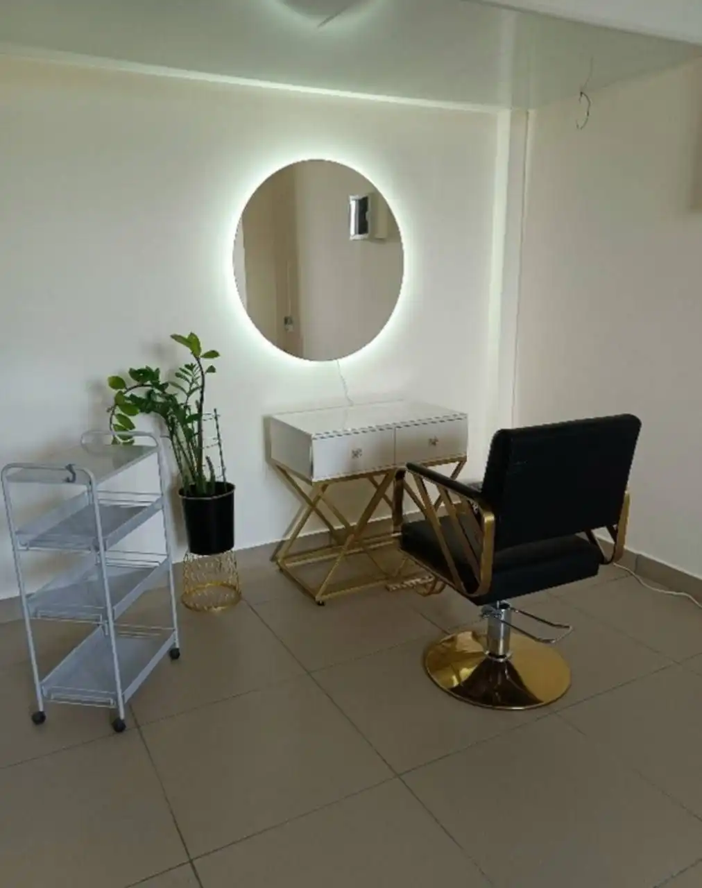 Студия красоты и парикмахерских услуг