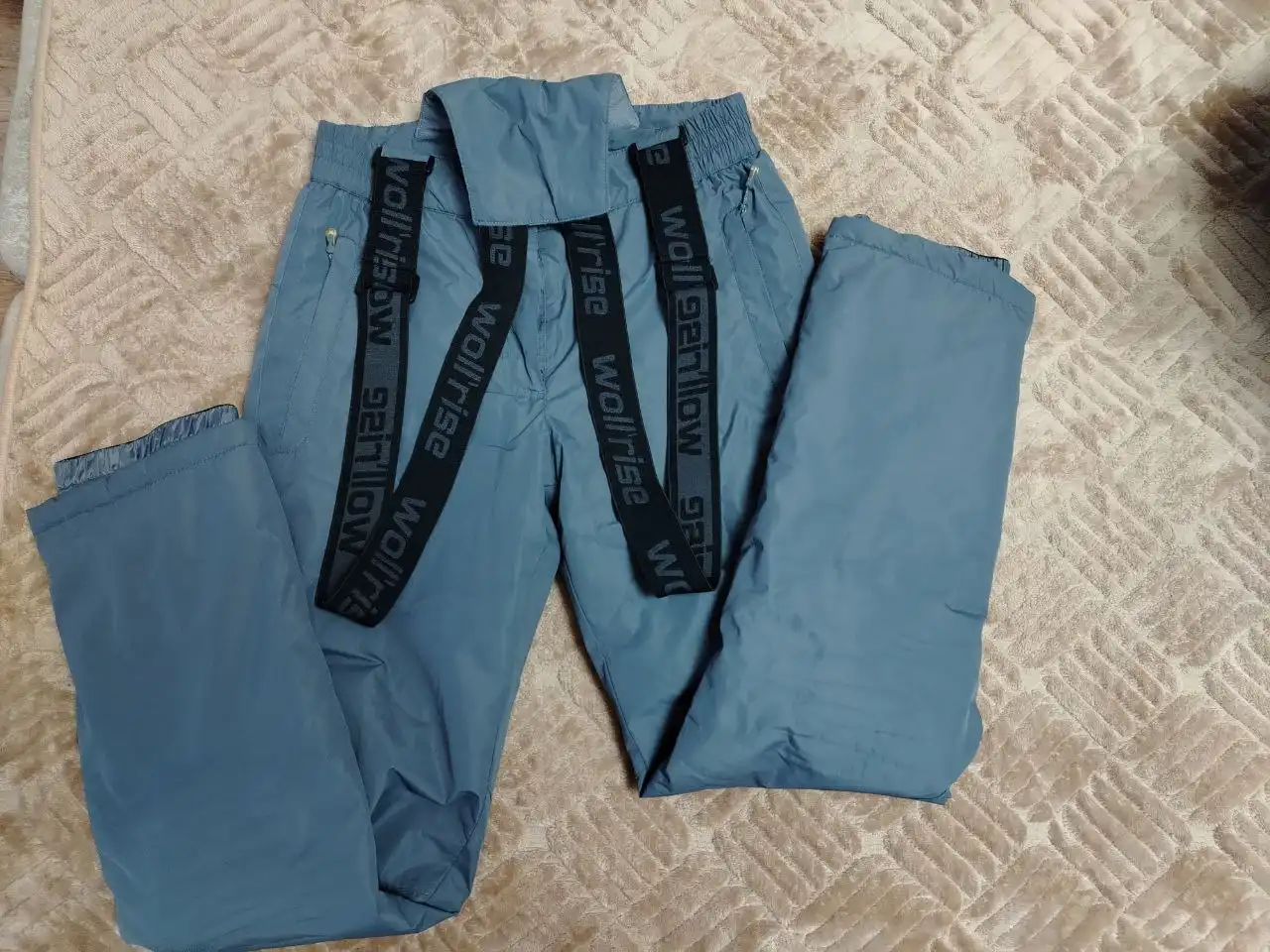 Лыжный костюм размер 42-44