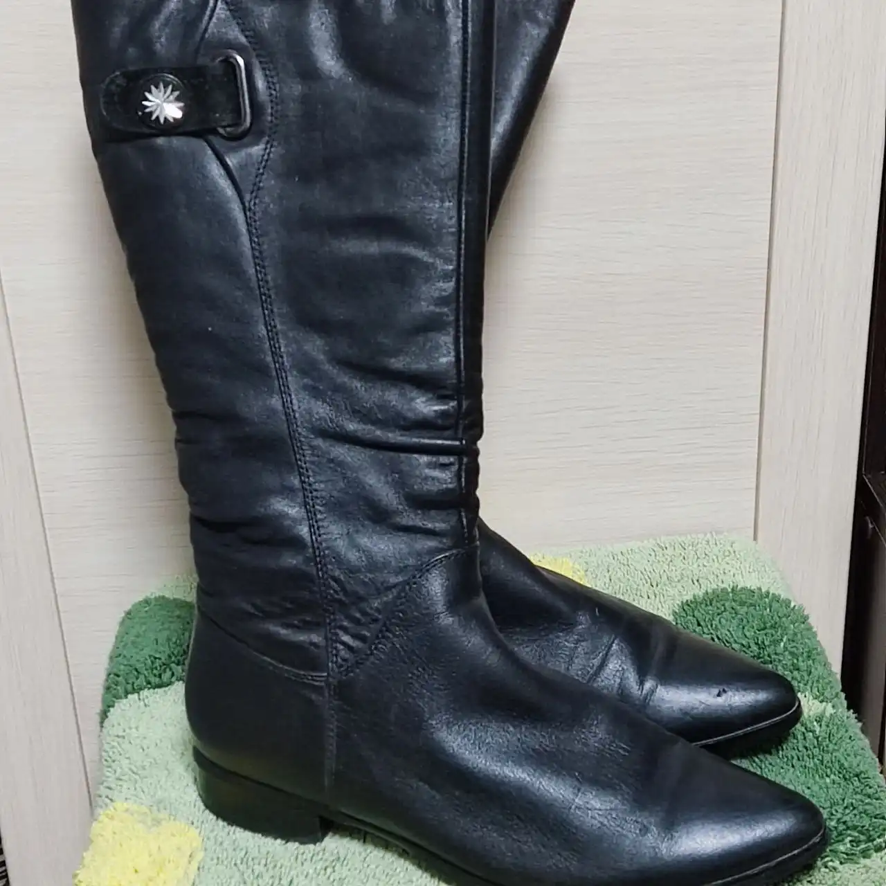 Продажа зимних сапог из натуральной кожи и меха