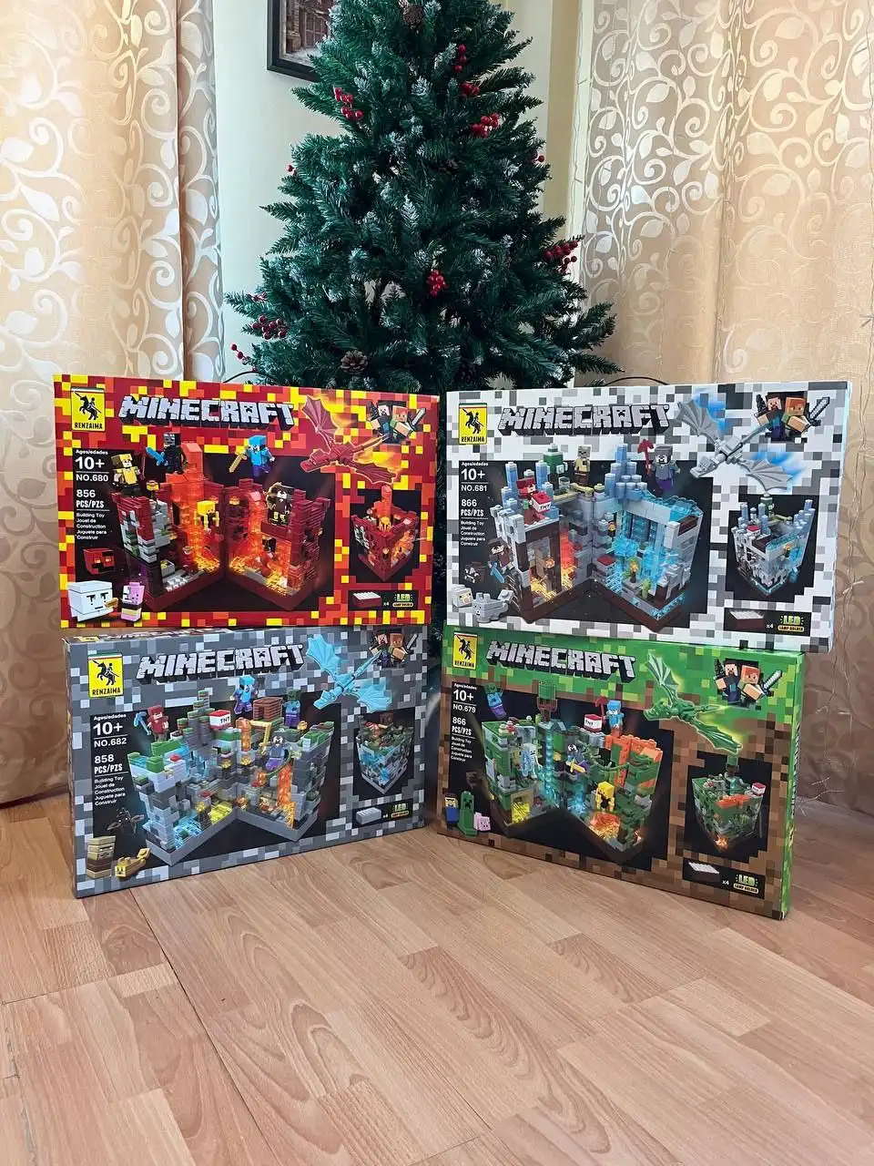 Набор конструкторов LEGO Майнкрафт и машинки на пульте управления