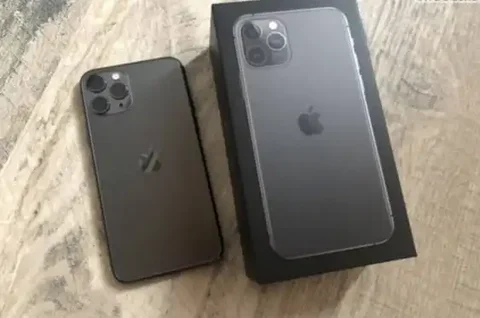 iPhone 11 Pro 256 ГБ - Компьютеры и комплектующие в Улан-Удэ