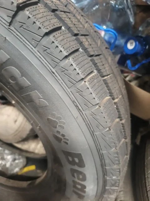 Продам 2 новых колеса 10 слоев - Лодочные моторы в Улан-Удэ