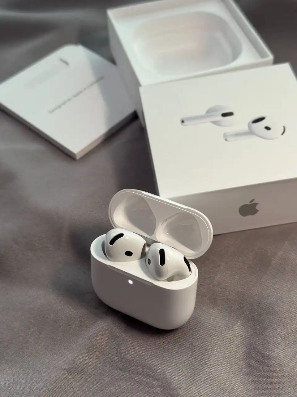 Беспроводные наушники AirPods 4 с шумоподавлением - Наушники (Электроника) в Улан-Удэ