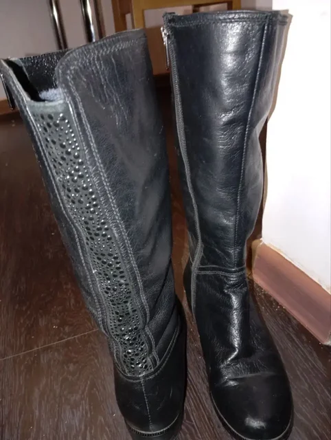 Кожаные сапоги 35р и валенки 26р - Спецодежда/Камуфляж в Улан-Удэ