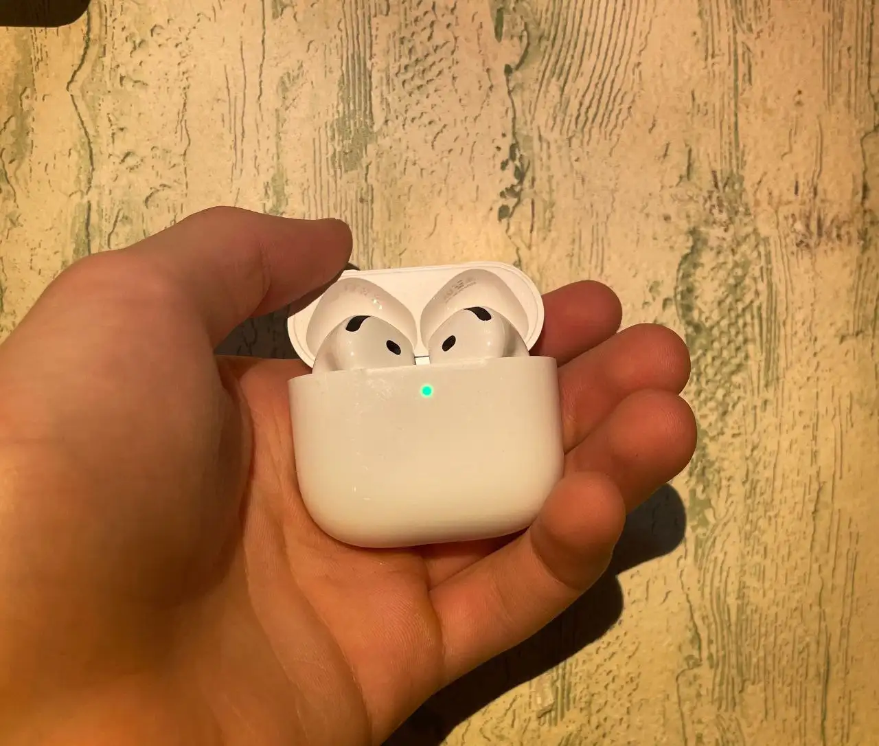 AirPods 4 Premium с активным шумоподавлением - Наушники (Электроника) в Улан-Удэ