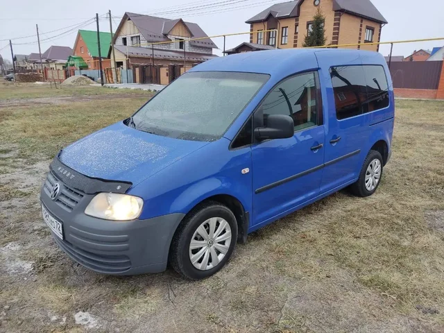 Volkswagen Caddy 2010 года - Запчасти в Данков