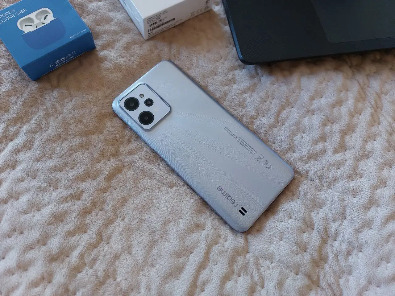 Ноутбук Acer, телефон Realme C31, наушники Apple AirPods 4 в Улан-Удэ - Электроника в Улан-Удэ